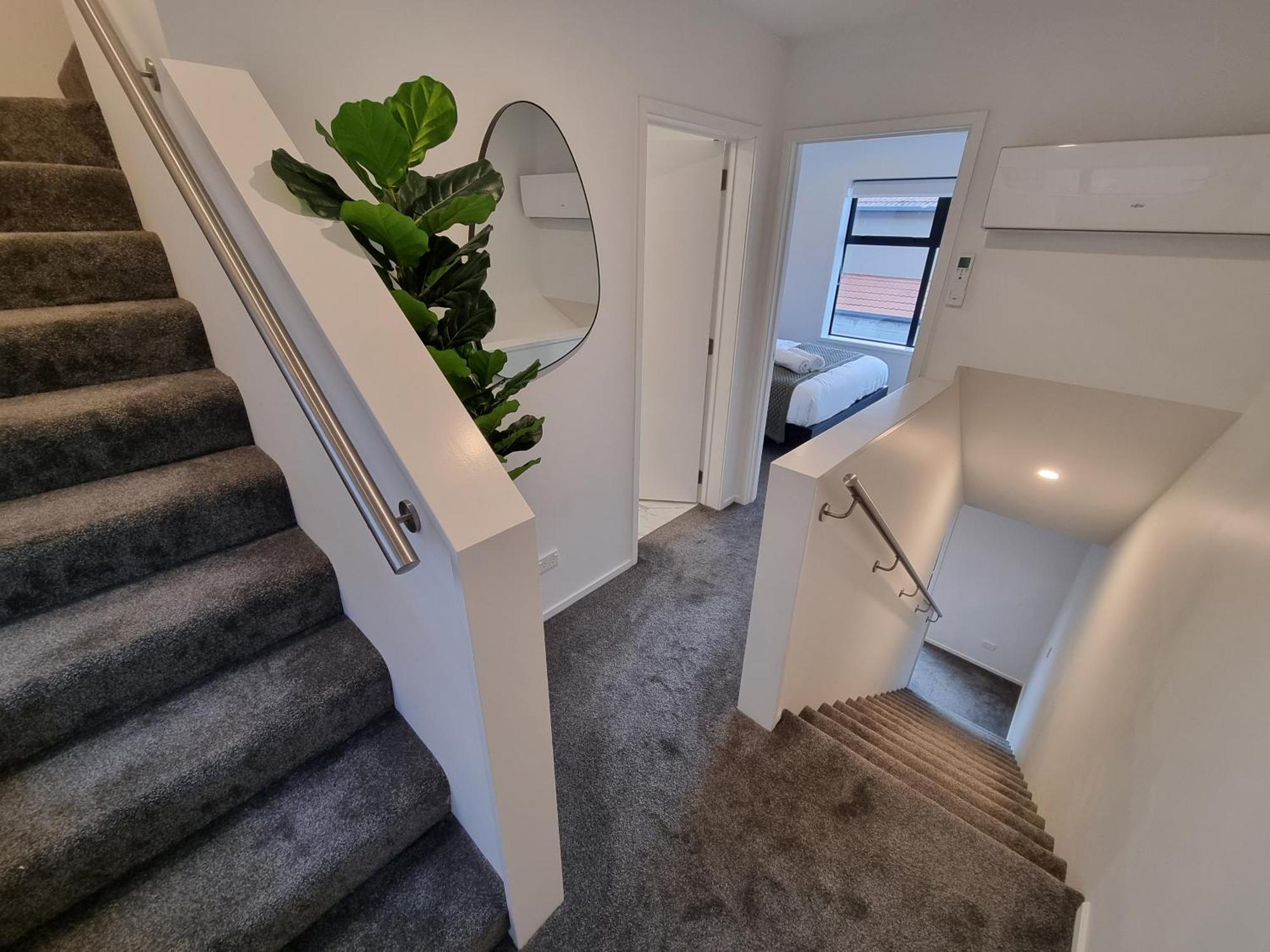 Cloud Nine Elegant Escape Awaits Apartment Крайстчърч Екстериор снимка